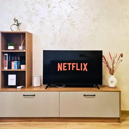 Chic, Sunny And Cozy One Bedroom Bliss Apartment Varna